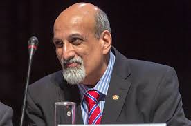 Health minister zweli mkhize's top coronavirus adviser, salim abdool karim, has stepped down, saying he needs to devote his attention to his academic commitments and hiv research. Ramaphosa Congratulates Sa S Salim Abdool Karim For Top Science Award News24