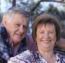 Can you pay to access 4WD tracks at stations if not staying there?