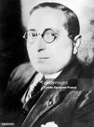 2,309 B Mayer Stock Photos, High-Res Pictures, and Images