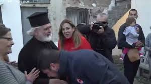Δείτε τι ανακάλυψε ο χρήστης χαρδαλιασ χρηστοσ (xexardal) στο pinterest, τη μεγαλύτερη συλλογή ιδεών στον κόσμο. Xardalias Antidraseis Kai Pyra Meta To Xeirofilhma Ierea Cnn Gr