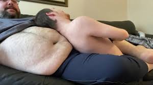 Twink Satisfies Fat Daddy Pt 1 - ThisVid.com