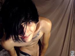 Amateur Emo-boy Rocker | Boy Post - Blog about gay boys and twinks 18+