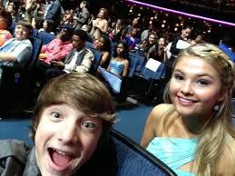 Jake Short And Stefanie Scott Stefanie Scott Actors Young Actors