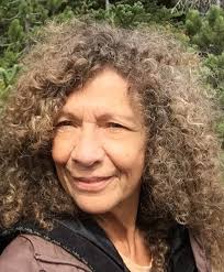 Kathy Moll's Instagram, Twitter & Facebook