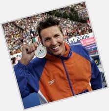 Jun 17, 2021 · waar kjaer zich ook als mens onderscheidde, door met zijn sterke armen troost te bieden aan de vrouw van eriksen, stroopte hij nu de mouwen op voor een sportief eerbetoon aan zijn ploeggenoot. Pieter Van Den Hoogenband Official Site For Man Crush Monday Mcm Woman Crush Wednesday Wcw