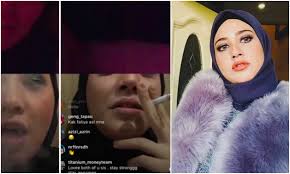 Siri ini memulakan tayangan perdana di slot akasia tv3 dari 30 disember 2013 hingga 13 februari 2014 menggantikan playboy. Saya Perokok Keluarga Saya Juga Tahu Fathia Latiff Penat Hidup Hipokrit