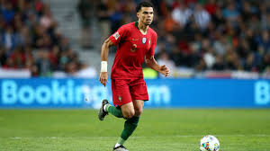 Desvio de cabeça, corta para canto o só portugal tem quatro jogos, de resto. Onde Assistir A Portugal X Luxemburgo Pelas Eliminatorias Da Euro Goal Com