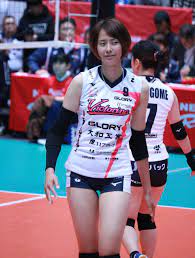 ボード female athlete のピン