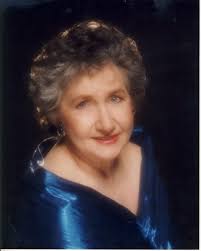 Lunes 29 de julio 2013. Helen Campbell Obituario Fair Oaks Ca