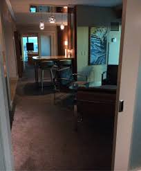 Neutral tones accented with fresh greens and vibrant blues reveal a natural sense of comfort highlighted with hints of energy for a stylishly relaxing vibe. 2 Bedroom Queen Suite Living Area Picture Of Mandalay Bay Resort Casino Las Vegas Tripadvisor
