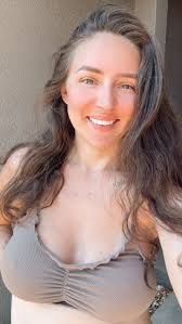 Buenos días temporada de mantas y abrazos 🤗 Que tengan un cálido y hermoso  día a todos