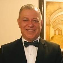 Quien iba a decir que sería toda una vida en una Gran Institución que hace  38 años me dio la oportunidad de hacer una carrera bancaria. Ha sido fácil?  no, pero quien