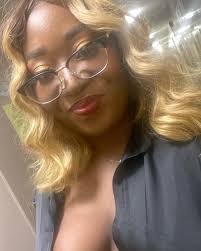 Ebony Nicholas (@i_am_ebbi) • Instagram photos and videos