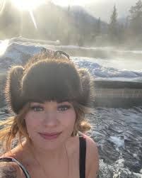 7 years of memories with youuuuu! I just couldn't be better than it is.  Love you so much @helloamber3