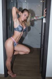 Sagittarina's Vanilla Babes OC - a vision of erotic grace