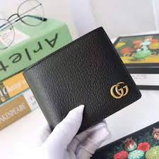 Capture great deals on stylish gucci men's wallets at the lowest prices. Gucci Gg Men Gg Marmont Leather Bi Fold Wallet In Black In Calfskin Leather Lulux
