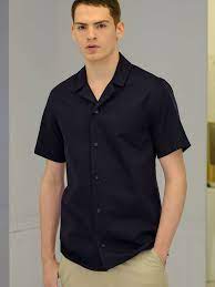 Bunların yaklaşık 21% kadarı erkek kolsuz tişörtler, 20% büyük beden gömlek ve bluzlar ve 1% kadarı erkek tişörtleri şeklindedir. Chemise Col Cubain Noir Marmier Betina Lou