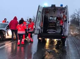 Două persoane si au pierdut viaţa in urma unor accidente rutiere in capitală in decurs de jumătate de oră promotor. Au Traversat Prin Loc Nepermis Accidente Grave In MirÈid Èi PlopiÈ Magazin SÄlÄjean