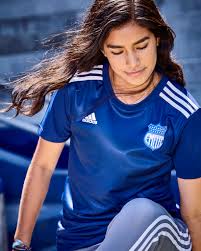 El cuadro eléctrico, reveló su indumentaria tanto titular como alterna, en la plaza. Club Sport Emelec A Twitter Los 70 Anos De Adidas Se Celebran Junto Al Bombillo Con Su Nueva Camiseta Conmemorativa Puedes Adquirirla A Partir De Hoy En Tiendas Adidas Daretocreate Azultodalavida