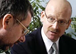 Annual Report 2004 (SLC 200)