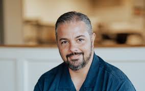 Mo' Bettahs Promotes Robert Ertmann to CEO