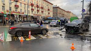 Всё, что тебя касается #москва24 #м24 #м24город. Nazvana Predvaritelnaya Prichina Smertelnogo Dtp Na Severo Zapade Moskvy Gazeta Ru Novosti