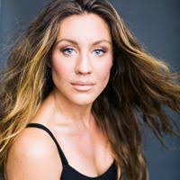 Anna Beech's Instagram, Twitter & Facebook