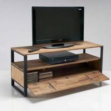 Televizyon sehpaları ve tv üniteleri, televizyonunuzu ön plana çıkaran oturma odalarınızı tamamlayan ve televizyonunuzu dekorasyonun bir parçası haline getiren tv ünitelerini enza home mağazalarında görebilir ve tarzınıza en uygun tasarımı kolayca seçebilirsiniz. Koctas Tv Uniteleri Ve En Uygun Fiyatlari 2020