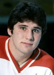 Player photos for the 1977-78 Phoenix Roadrunners at hockeydb.com
