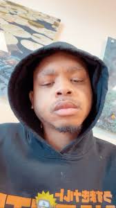 Darius Phifer's Instagram, Twitter & Facebook