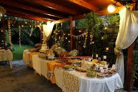 È possibile immergersi nei sapori della cucina tradizionale spezzina, con materie prime sempre fresche e di stagione. Cena A Buffet Come Organizzarla A Casa Vostra