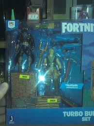 The turbo builder set brings the ultimate build from fortnite to life with jonesy and raven 4 articulated figures and an abundance of gear, including harvesting tools, weapons, and 81 building materials for building walls, ramps, floors, arches, and so much more! Jazwares Fortnite Figures Page 4 Toy Discussion At Toyark Com