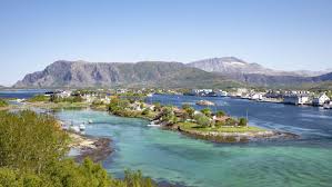 Torghatten some 10 kilometers outside of brønnøysund, you have this mountain renowned for its distinctive hole piercing straight through the hillside. Bronnoysund Havila Voyages