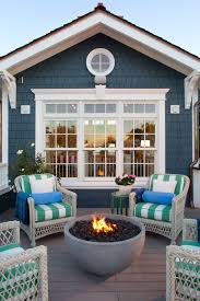 Through use of natural light, soft tones, and a clean aesthetic, it's meant to evoke the breeziness of the beach. Coastal Style How To Get The Look Town Country Living