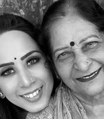 We at Yashoda care for you and your brain🏥✌️Spreading awareness with Dr Puneet  Malik (Neurosurgery) at @yashodacares #yashodahealthcare #wecare  #neurohealth #bestneurosurgeon