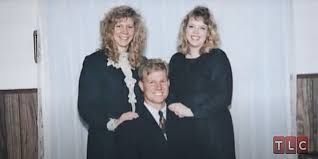 His brilliant idea to move the polygamist family to arizona has put them in debt. Sister Wives What We Know About Kody Brown S Life Before The Show