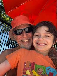 Tbt. This was my pool growing up. It was no bigger than the bathtub inside  the house however I thought it was the greatest thing in the world. I made  my own