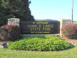 From 21 cabin rentals to 21 cottage rentals, find the best place to stay with your family and friends to discover the chain o' lakes state park area. Family Cabins At Chain O Lakes State Park Visit Indiana
