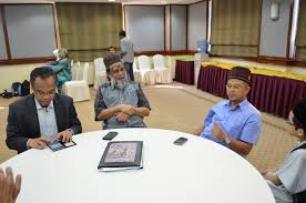 He is none other than tan sri mohd zaman khan rahim khan. Tan Sri Zaman Khan Ahmad Ali Jetplane
