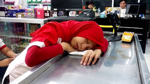 Dia pikir kita udah siap untuk istirahat. Tidur Di Tempat Kerja Alhajir