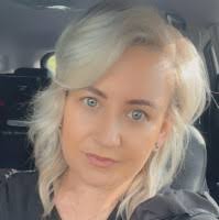 30+ "Amy Blunt" profiles