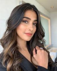 Hrithik roshan, pooja hegde, kabir bedi and others. Pooja Hegde Wiki Bio Age Husband Family Biography Networth Wikistaar Com