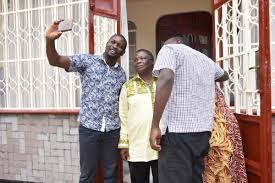 I'm having sleepless night because of my son in kenya defence forces. Edwin Sifuna On Twitter Super Sg Francis Atwoli Hosted Us For Boxing Day Lunch At His Khwisero Home Merrychrismas Happynewyear