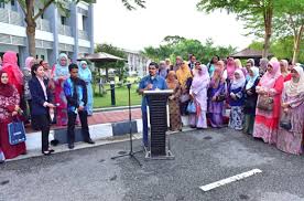 Among malaysian citizens, ethnic bumiputera recorded the highest percentage with 68.6 per cent, followed by chinese (23.4 %), indians (7.0 %) and others (1.0 %). Corporate Social Responsibility Isi Wsc 2019 Garden Isi Wsc 2019