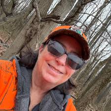 I am sure this has been asking many times but what am I doing wrong? I have  filter inside the tank