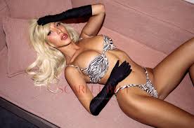 Sahara Reid independent private escort - Scarlet Blue