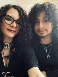 Hi, new here! I will be moving to Hudson in September, but I'm having  trouble finding an apartment that is accommodating to my needs. If anybody  knows of any openings in Hudson