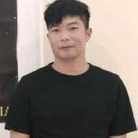 Leo Frias's Instagram, Twitter & Facebook