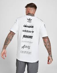 Free shipping on orders over $25 shipped by amazon. Adidas Originals Back Hit Sticker T Shirt Herren Weiss Jd Sports