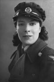 Violet Craig View Photos